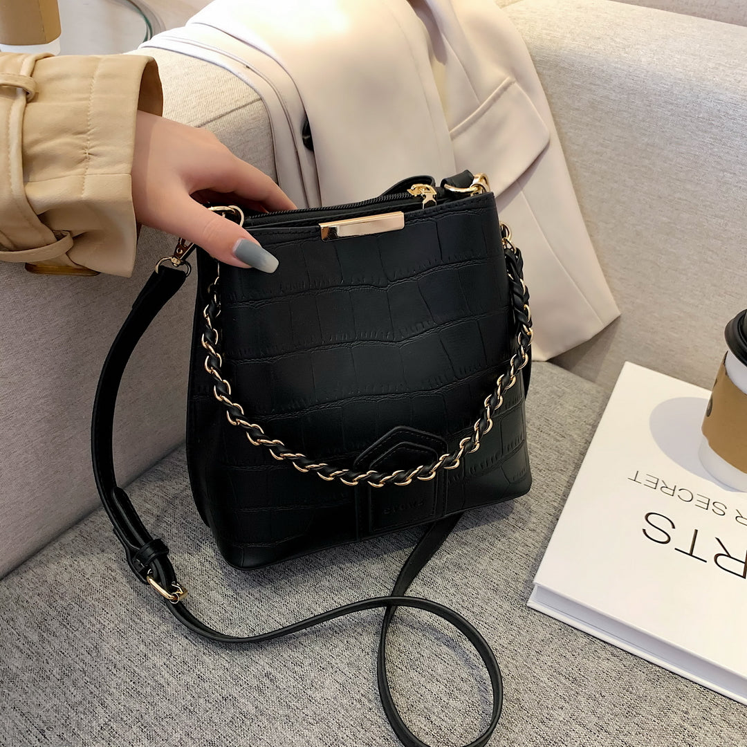 Woven chain handle croc-effect PU leather bucket bag