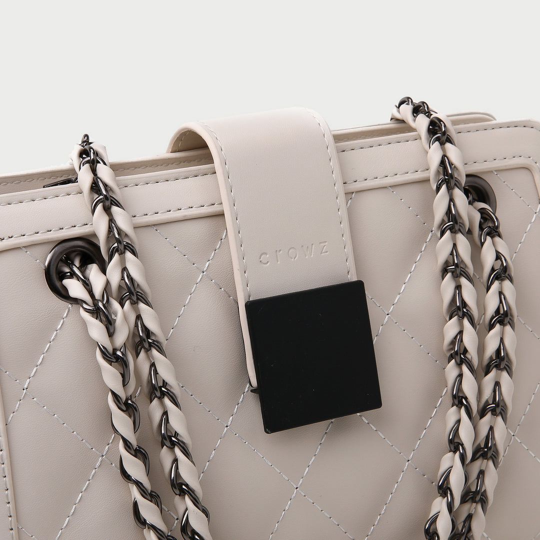 Square embellished quilted PU leather crossbody bag