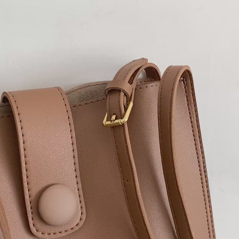 Stud strap detail practical interior PU leather shoulder bag