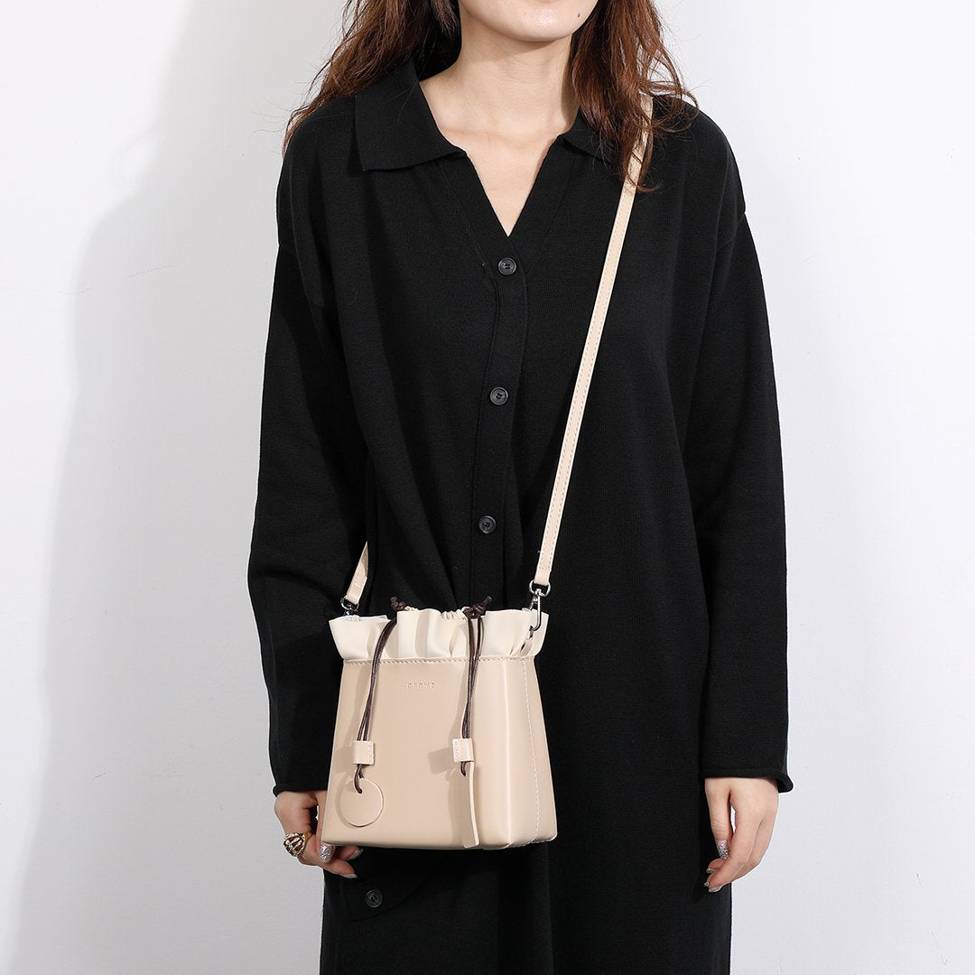 Ruffled top PU leather bucket bag