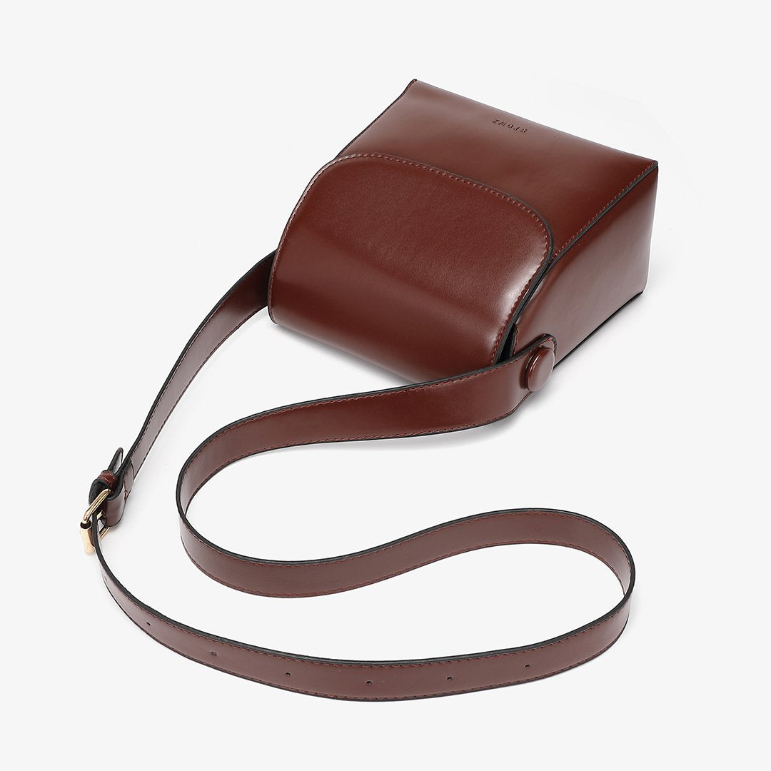 Retro streamlined PU leather crossbody bag