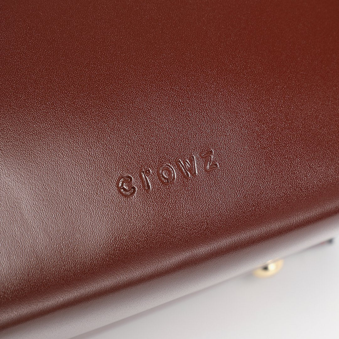 Retro streamlined PU leather crossbody bag