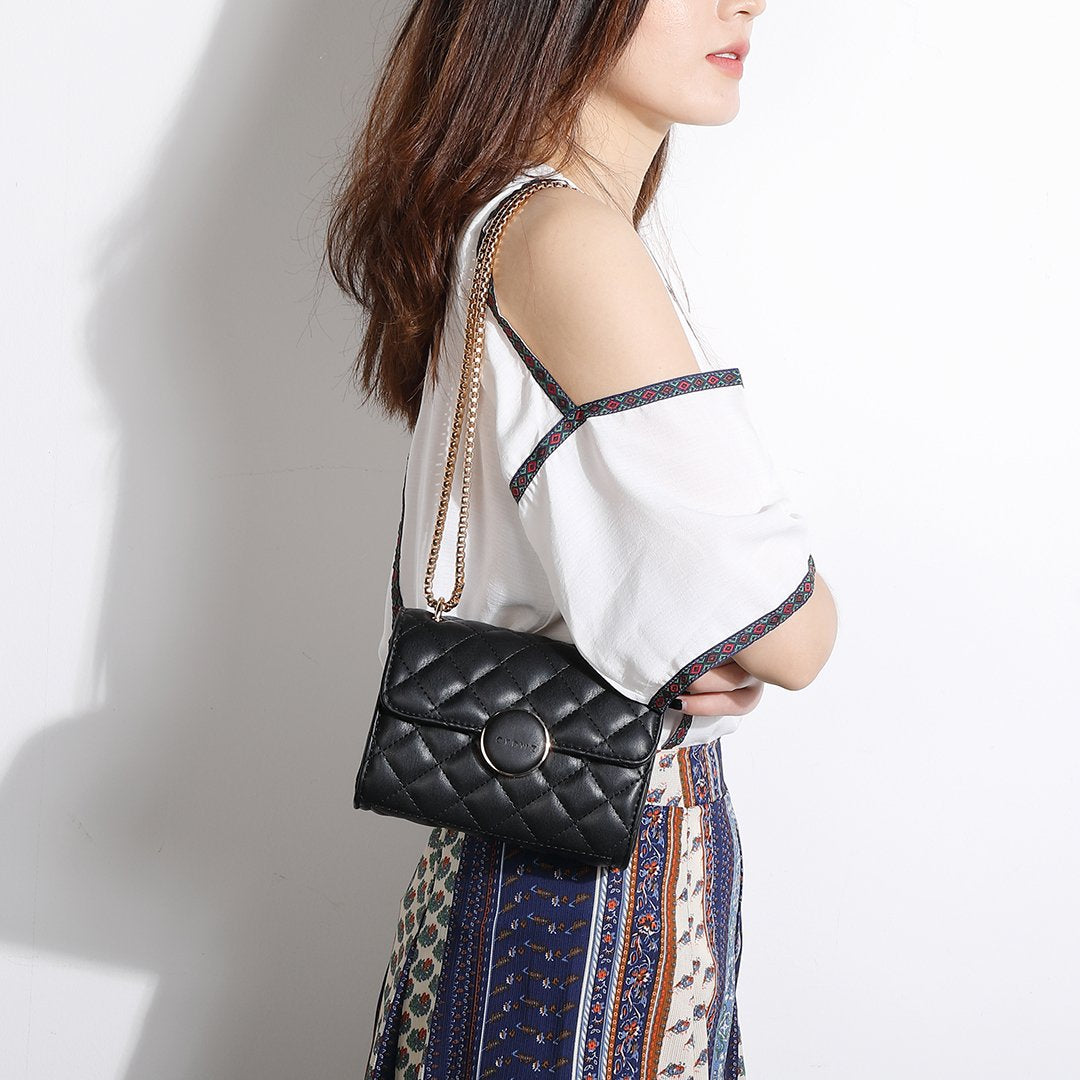 Dome magnetic snap quilted PU leather crossbody bag