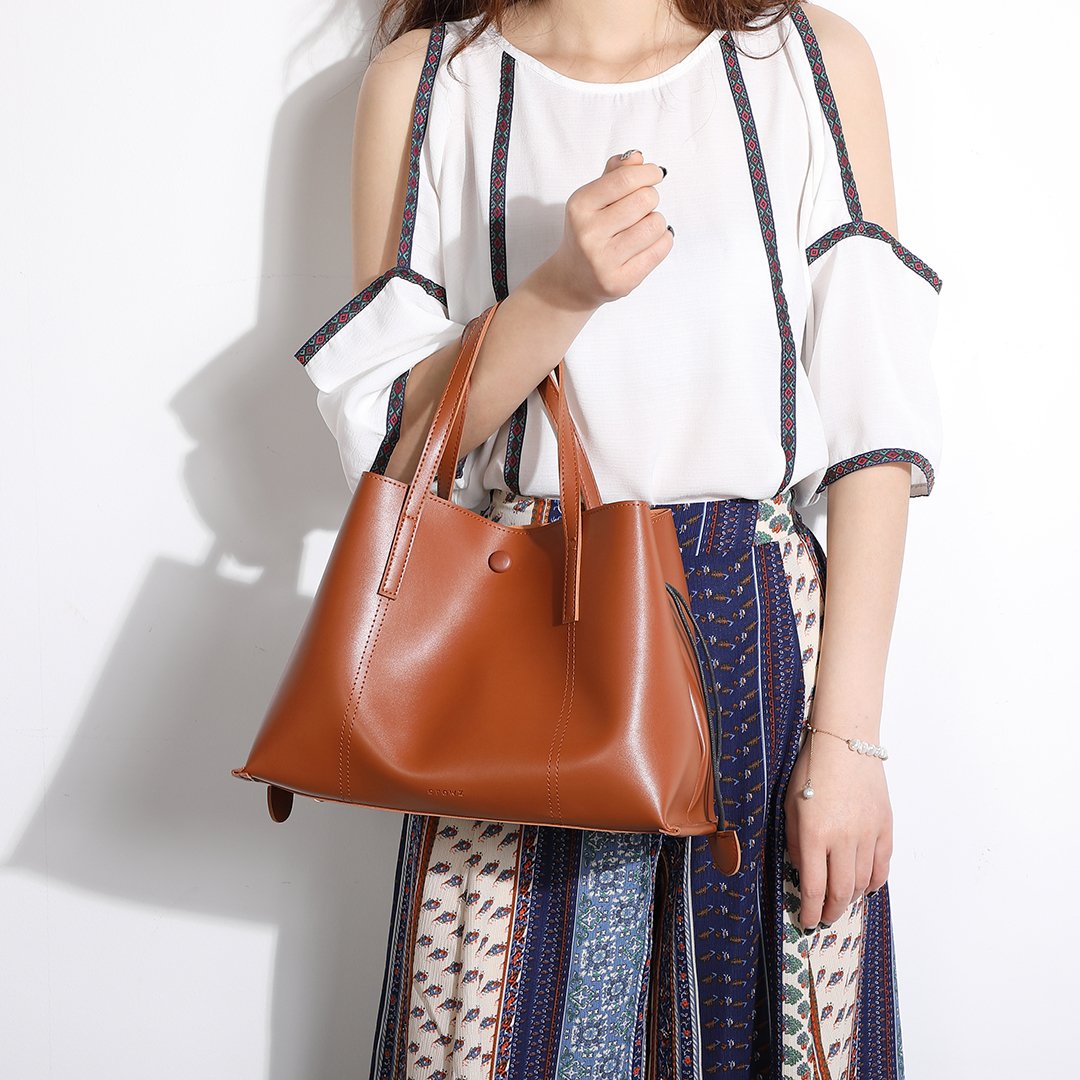 Stud magnetic snap smooth PU leather tote bag