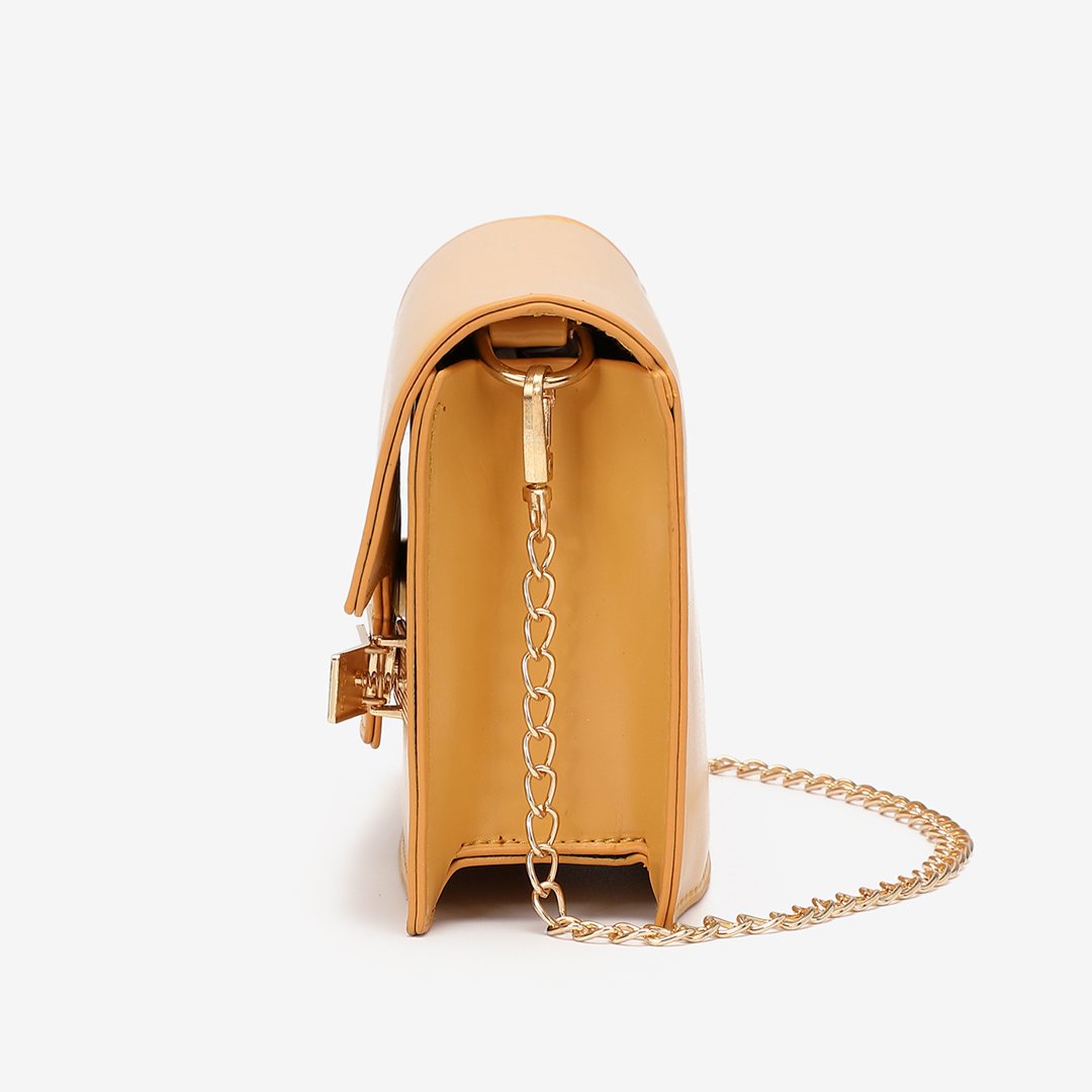 Metal clip-lock flap PU leather crossbody bag