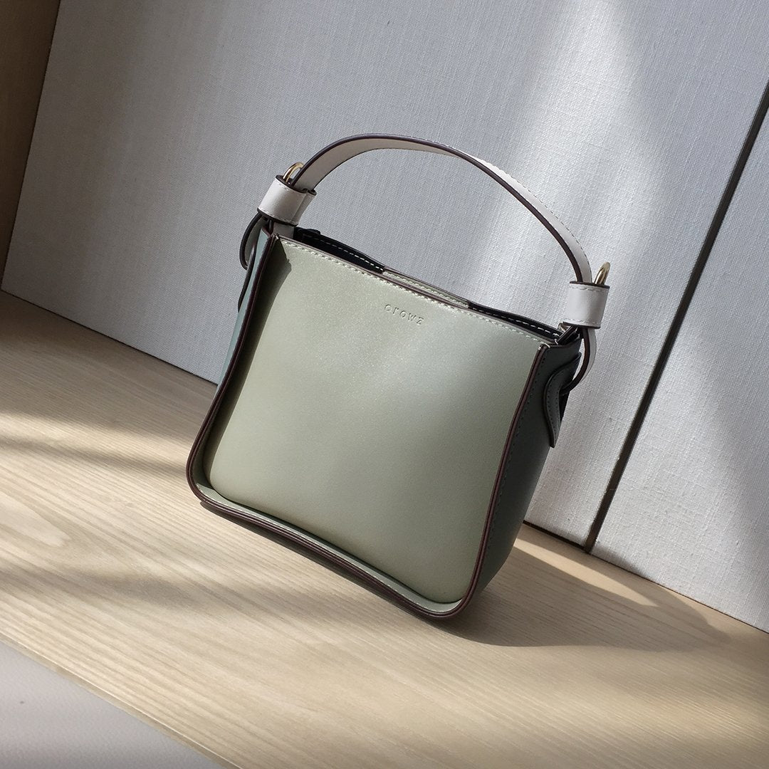 Minimalistic colourblock PU leather bucket bag