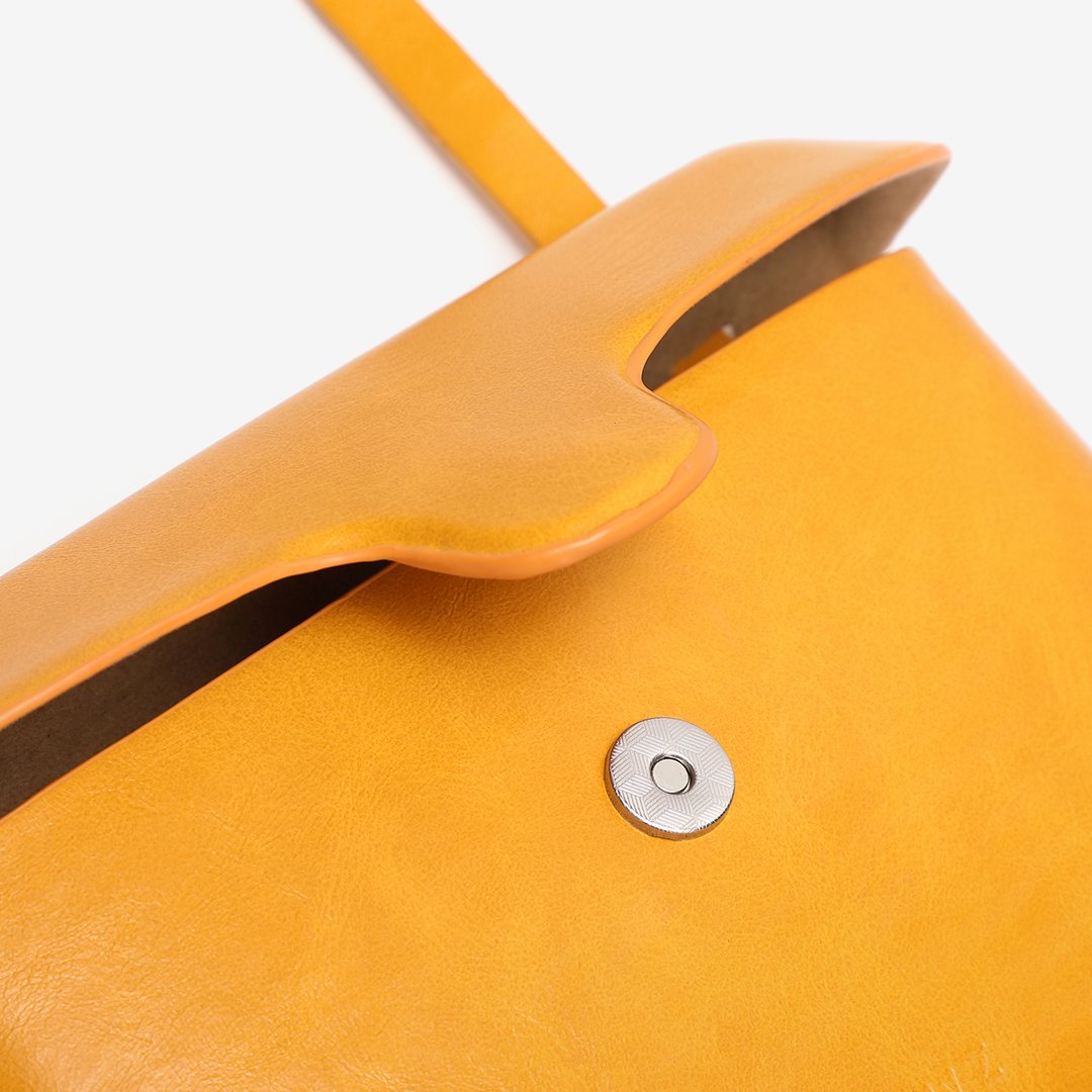 Streamlined PU leather crossbody bag