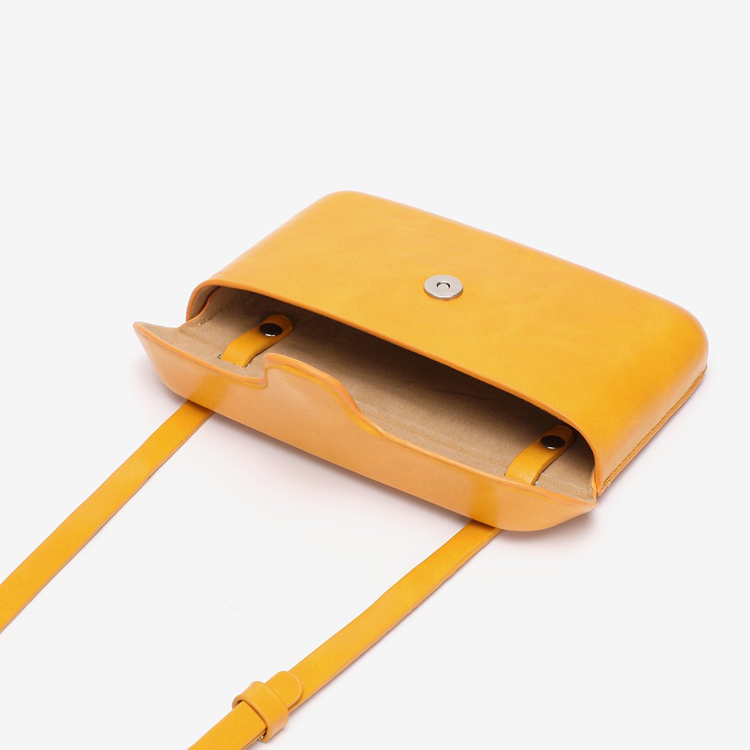 Streamlined PU leather crossbody bag