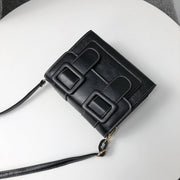 彷皮特大雙皮帶扣翻蓋斜背包