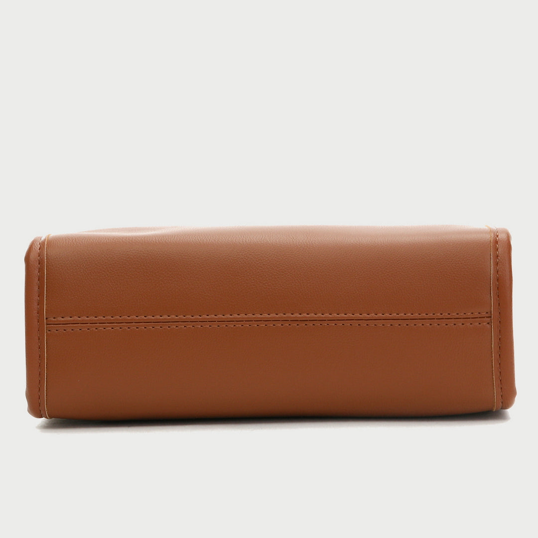 Smart-casual buckle strap detail PU leather shoulder bag