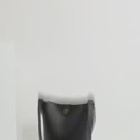 仿皮五金圓釘帶扣子母水桶包