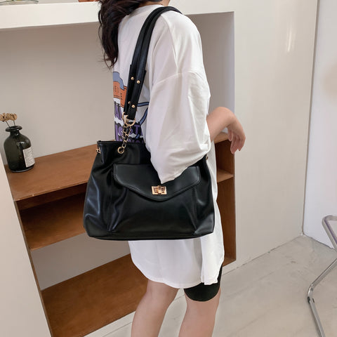 Envelope style front pocket PU leather shoulder bag