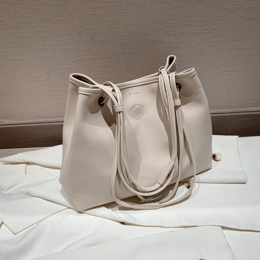 Roomy soft PU leather shoulder bag (2-in-1 style)