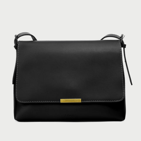 Metal hardware flap style PU leather crossbody bag