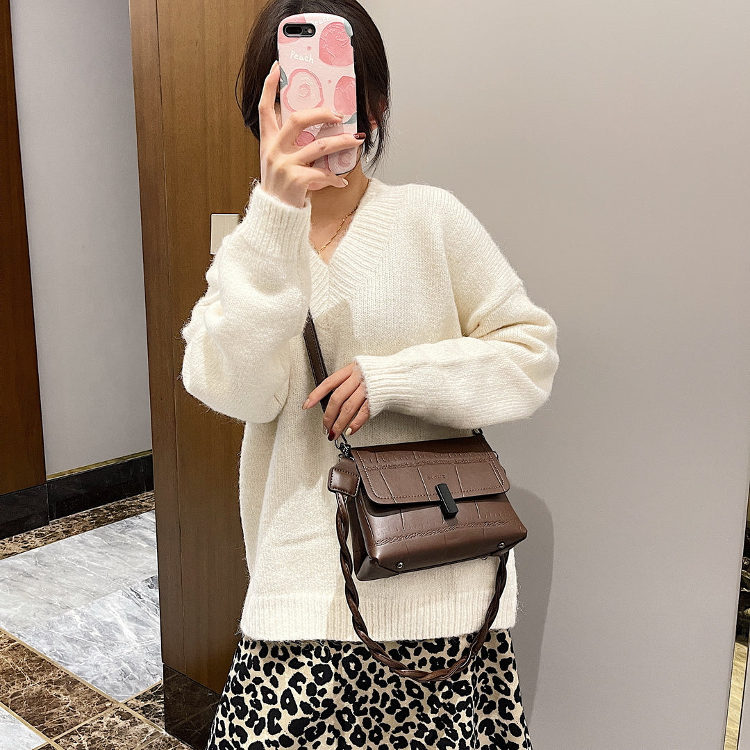 Twist handle croc-effect PU leather shoulder bag