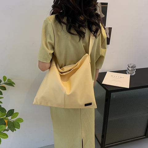 Minimalistic casual style soft PU leather hobo bag