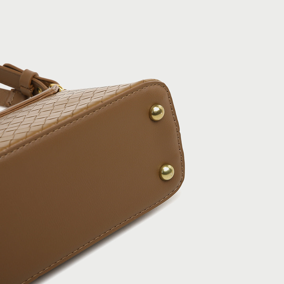 Elegant minimalistic flap style woven PU leather crossbody bag