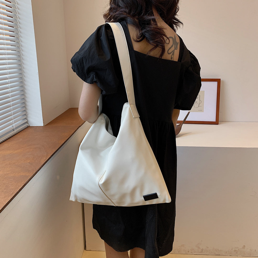 Minimalistic casual style soft PU leather hobo bag