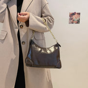 Metal chain handle detail crease-effect PU leather crossbody bag