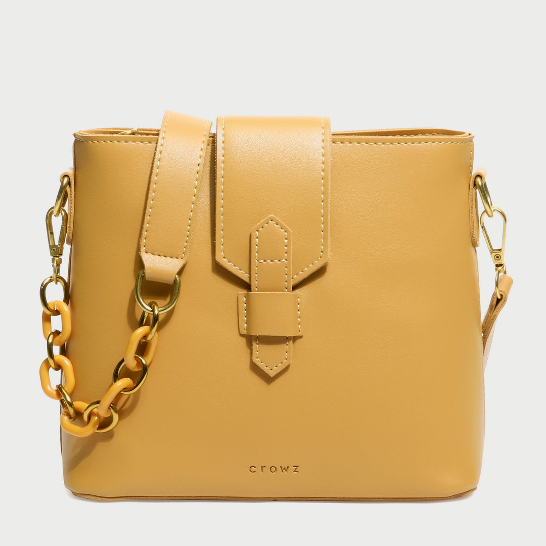 Contrast chained strap retro flap style PU leather crossbody bag