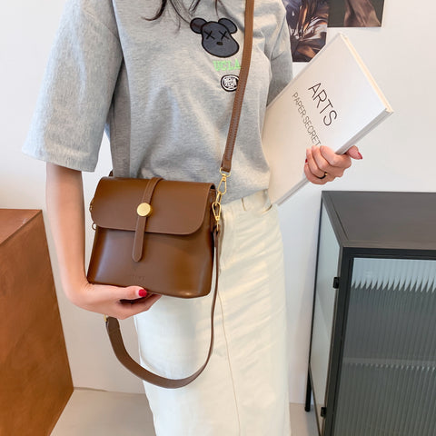 Retro studded flap chained strap PU leather crossbody bag