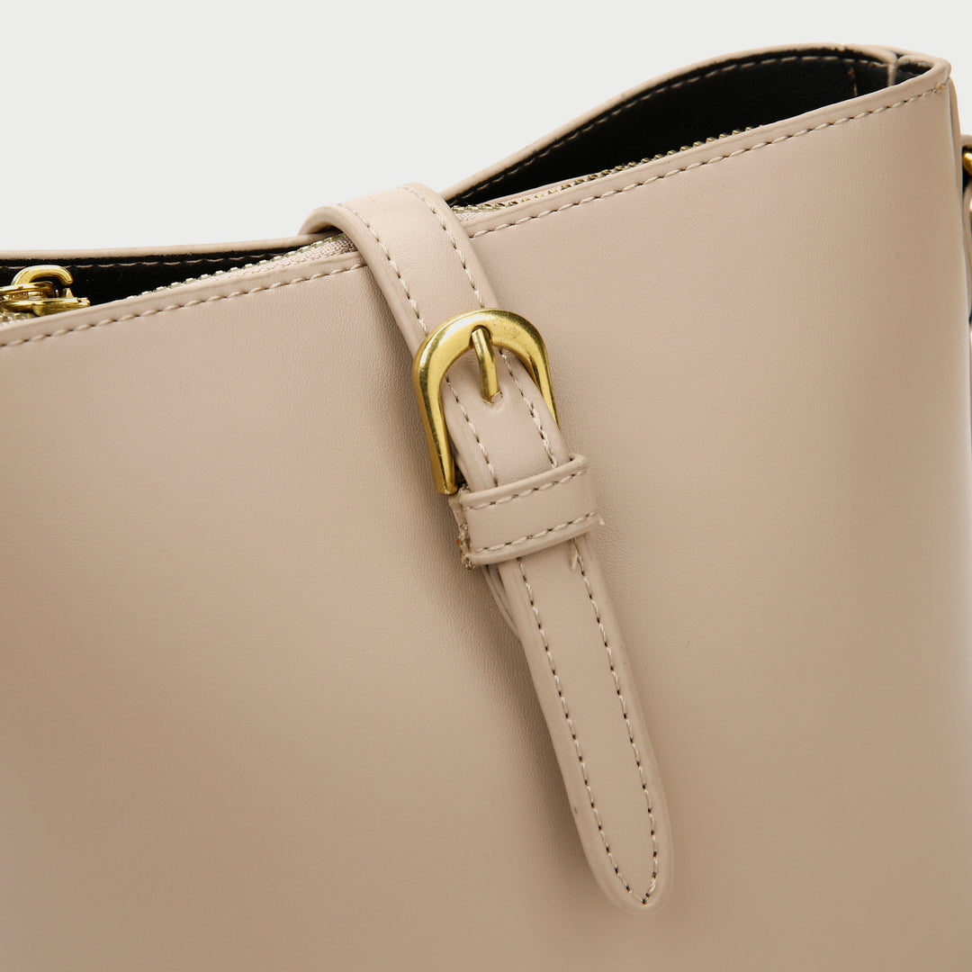 Modern strap style PU leather bucket bag