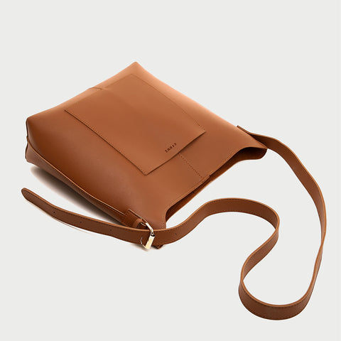 Minimalistic front pocket streamlined 2-in-1 PU leather bucket bag