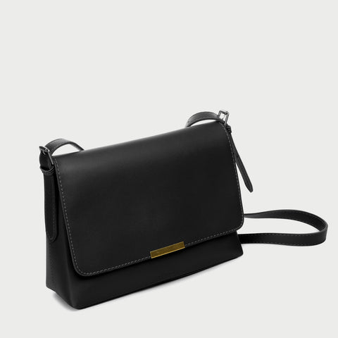 Metal hardware flap style PU leather crossbody bag