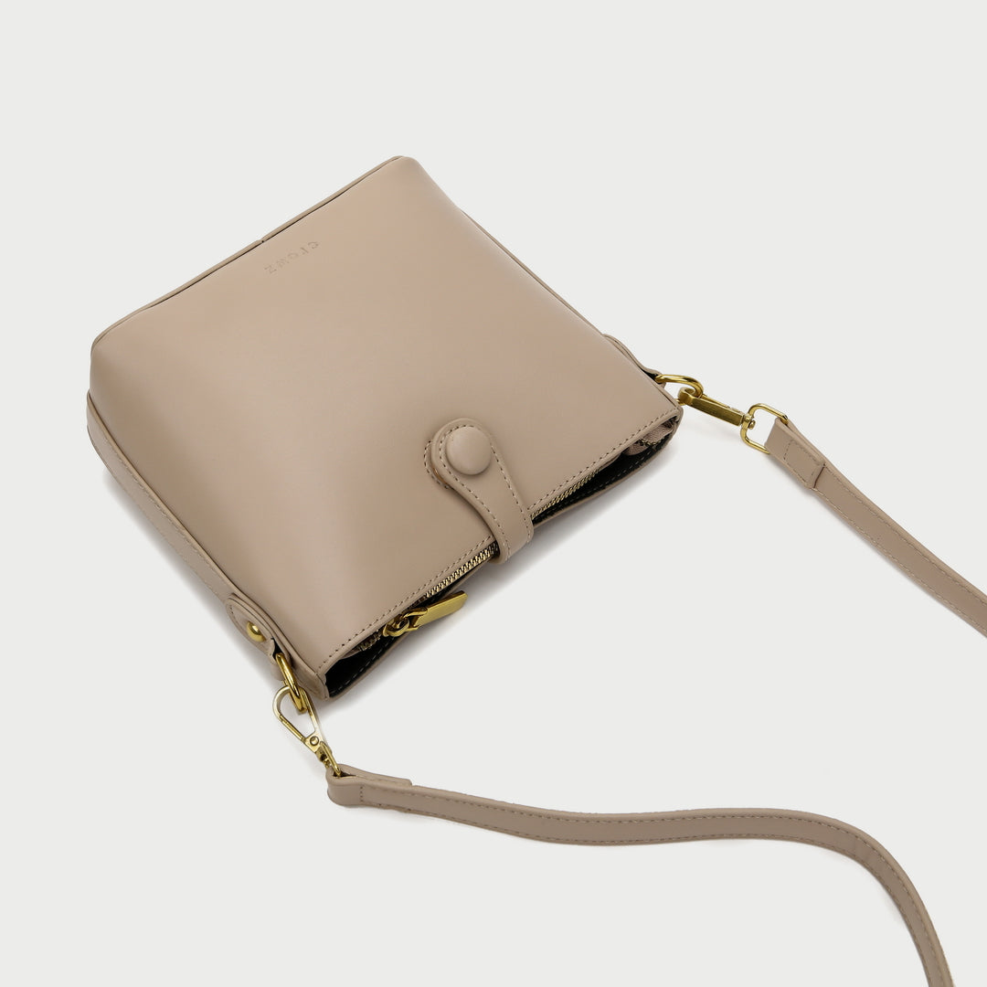 Modern strap style PU leather bucket bag