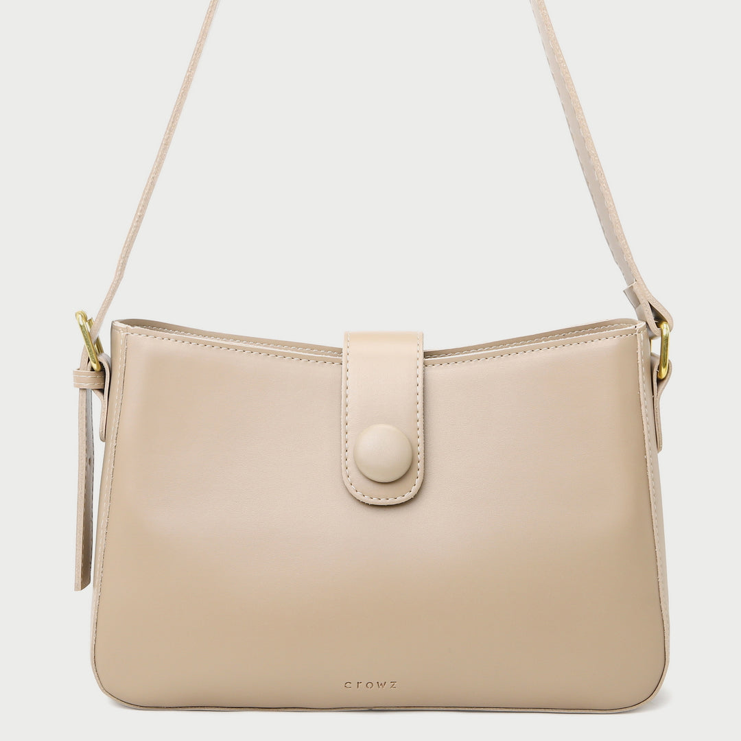 Strapped PU leather crossbodybag