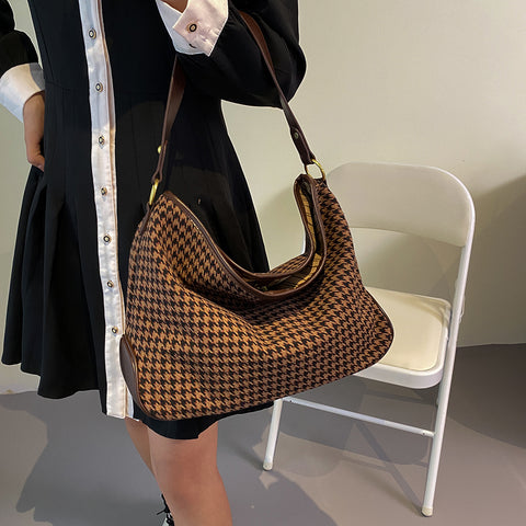 Houndstooth print PU leather trim shoulder bag (with an extra strap)