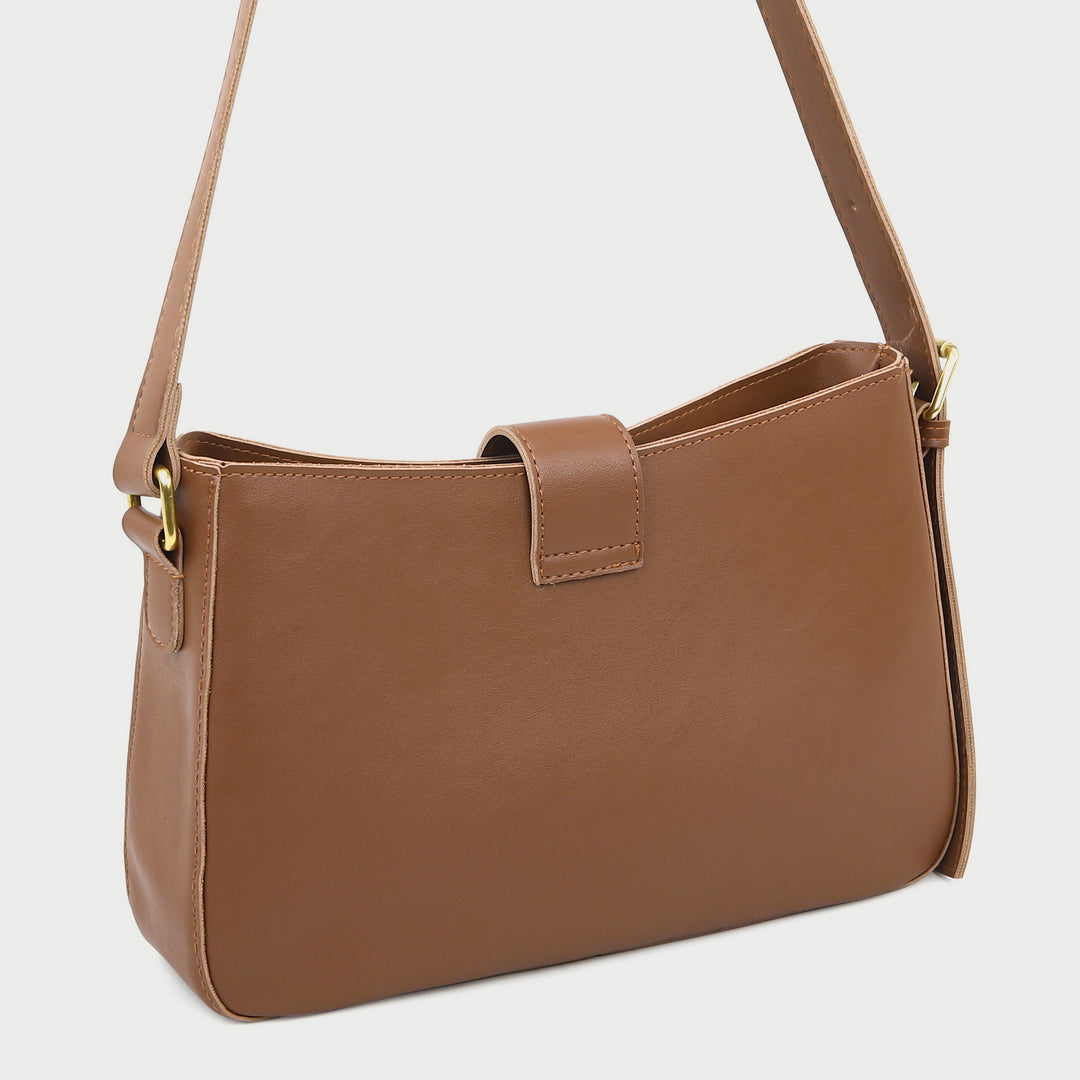 Strapped PU leather crossbodybag