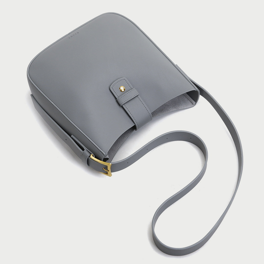 Strapped PU leather bucket bag (2-in-1 set)