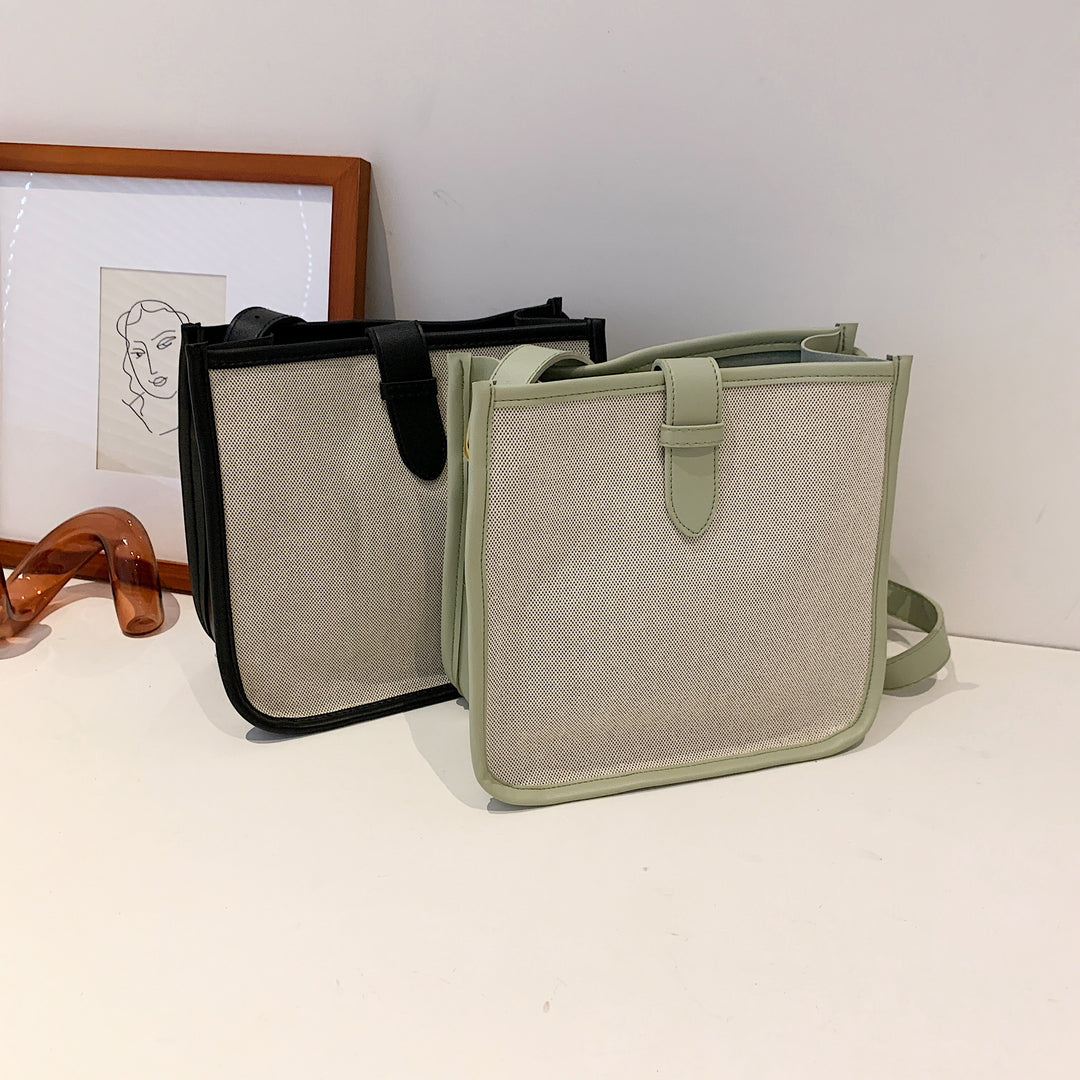 Contrast PU leather gusset strap detail canvas crossbody bag
