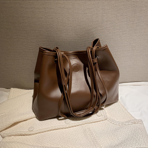 Roomy soft PU leather shoulder bag (2-in-1 style)