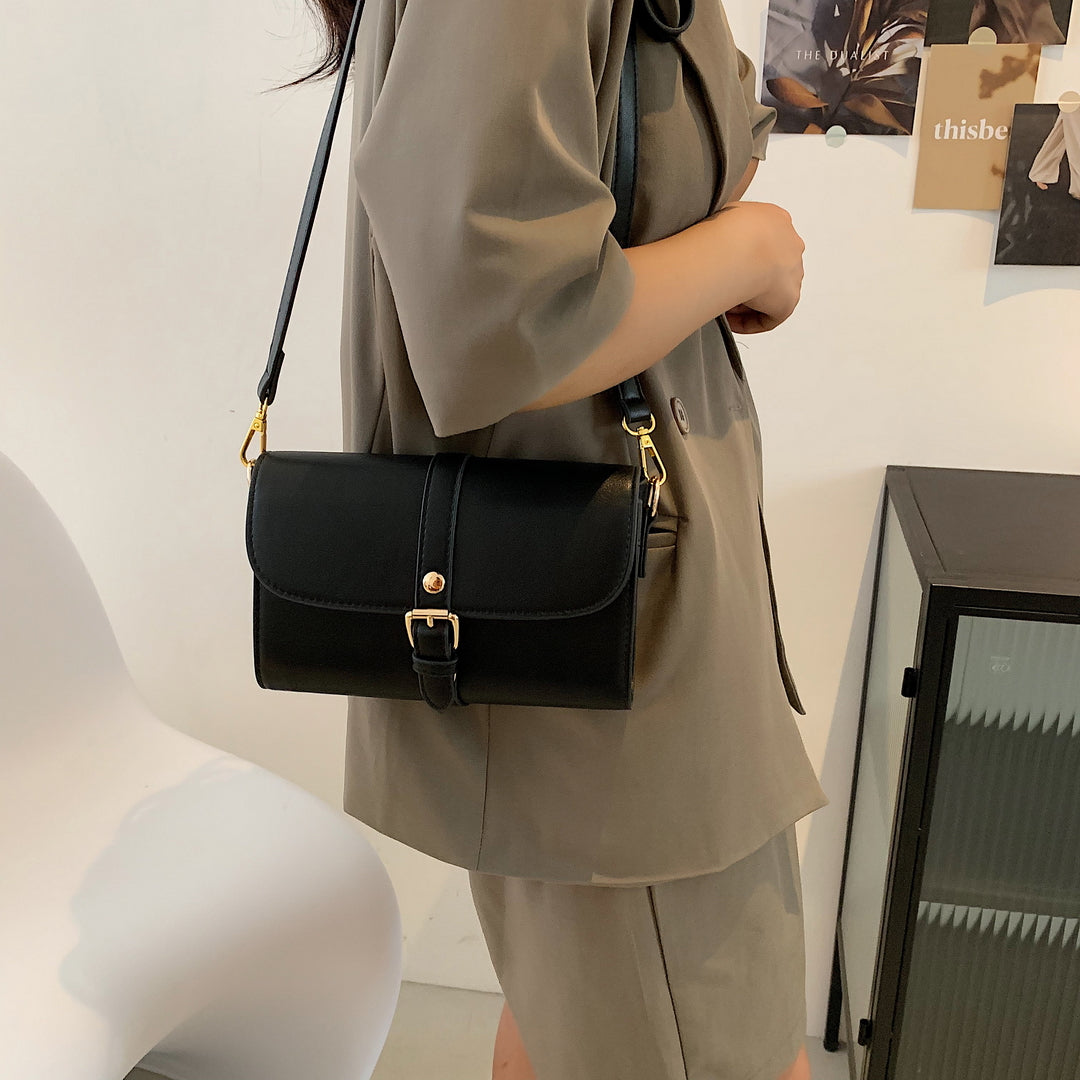 Retro buckle strap flap style PU leather crossbody bag