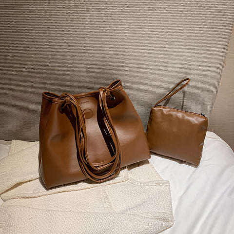 Roomy soft PU leather shoulder bag (2-in-1 style)