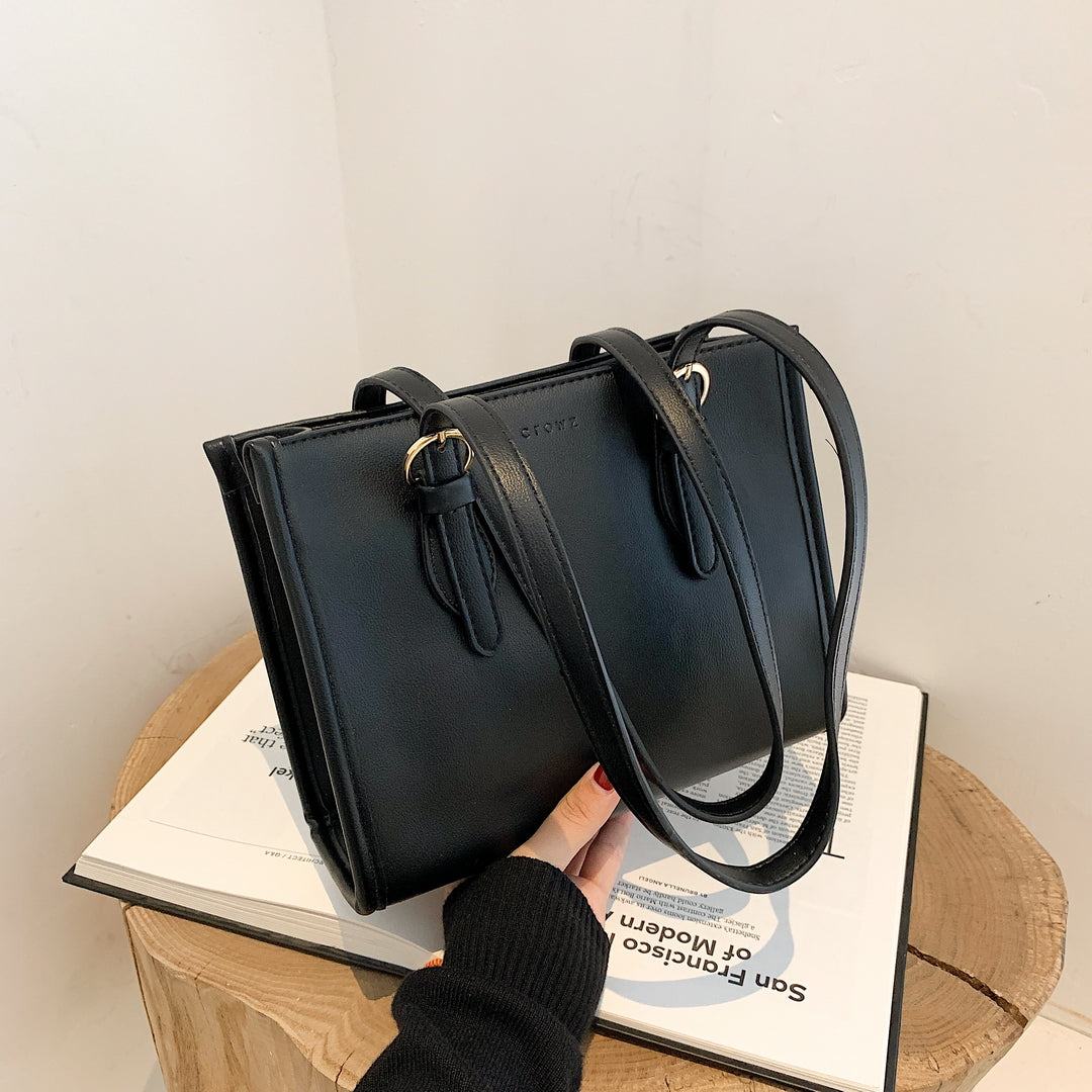 Smart-casual buckle strap detail PU leather shoulder bag