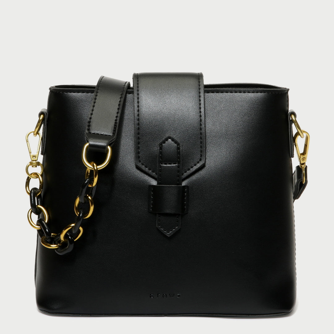 Contrast chained strap retro flap style PU leather crossbody bag
