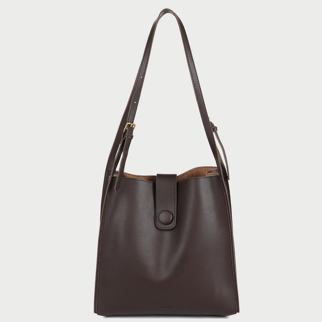 Stud strap detail practical interior PU leather shoulder bag
