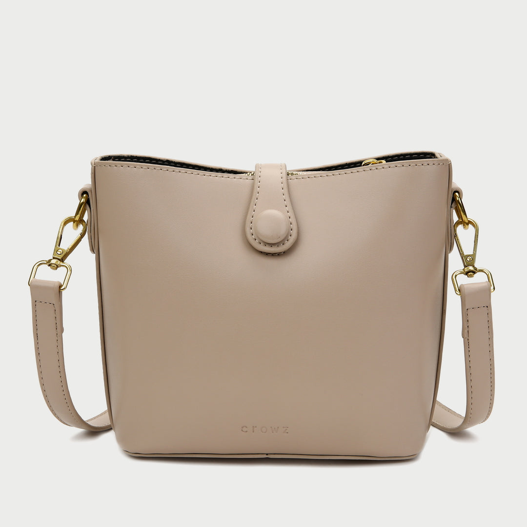 Modern strap style PU leather bucket bag