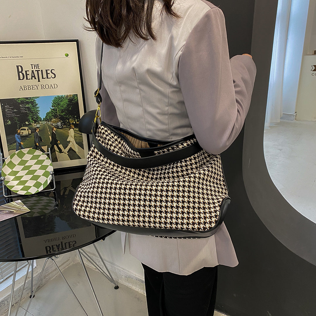 Houndstooth print PU leather trim shoulder bag (with an extra strap)
