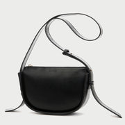 230233-BLACK