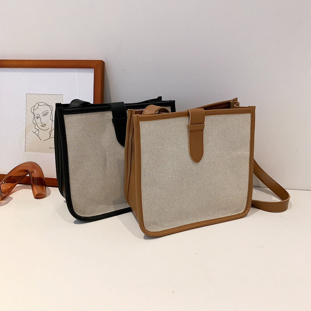 Contrast PU leather gusset strap detail canvas crossbody bag