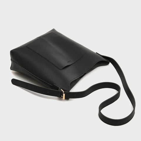 Minimalistic front pocket streamlined 2-in-1 PU leather bucket bag