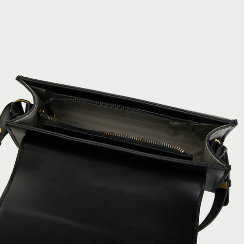 Square metal detail flap style chain strap PU Leather bag